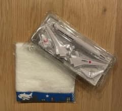 JAL ノベルティ　飛行機模型&タオル　セットのサムネイル