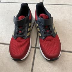 adidas24cm未使用品のサムネイル