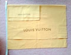 LOUIS  VUITTONのサムネイル