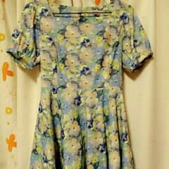 titty&Co. 花柄ワンピースのサムネイル