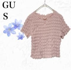 【GU】立体デザイントップス 大人可愛い【S】フェミニン　 春夏　ガーリー