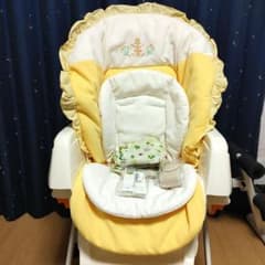 【リカヤン様専用】コンビ　ハイローチェア　洗い替えベルト・食事カバー付きのサムネイル