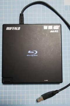 BUFFALOポータブルブルーレイドライブのサムネイル