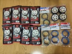【期間限定】タミヤ　ＲＣ　ミディアムナロー　ファイバーモールドタイヤ　新品＆中古のサムネイル