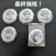 カラフルピーチ ヒロくん 缶バッチ5個 - メルカリ