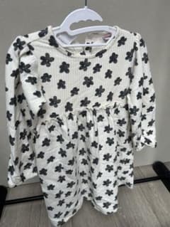 ZARA キッズ 花柄 長袖 トップス 110cmのサムネイル