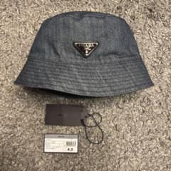【未使用級】PRADA 三角 トライアングル ロゴ デニムバケットハット L PRADA デニム バケットハット Lサイズ トライアングルロゴ - メルカリ