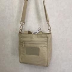 ALOHA CO ベージュ系　クロスボディ, ショルダーバッグ　A54 ALOHA CO ベージュ系 クロスボディ, ショルダーバッグ A54 - メルカリ