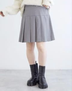 w closet プリーツスカート（インパン付き）のサムネイル