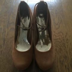 厚底ヒールのサムネイル
