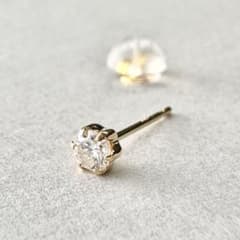 新品❗️片耳‼️K18YG枠 0.10ct！天然ダイヤモンド ピアスのサムネイル