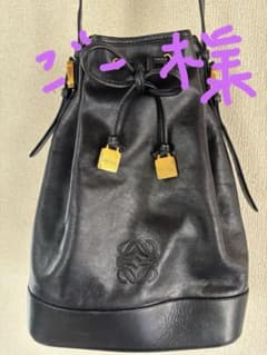 ヴィンテージ正規品LOEWEロエベ 黒ナッパレザー×アナグラム ショルダーバッグのサムネイル