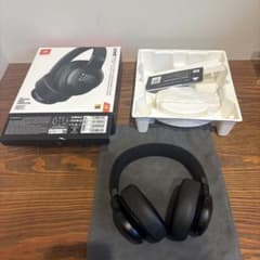 JBL LIVE 770NC ワイヤレスヘッドホン 本体仕様回数少なめ - メルカリ