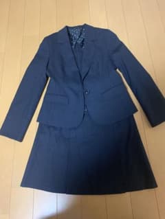 洋風の青山新品！橋本環奈ちゃんモデル　スーツ　就活　値下げのサムネイル