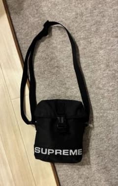 T*a様 supremeショルダーバックのサムネイル