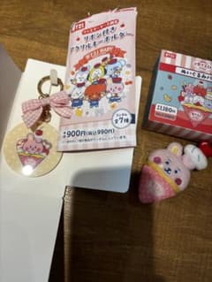 BT21 BABY 리본 포함아크릴 키링 봉제인형 배지 COOKY