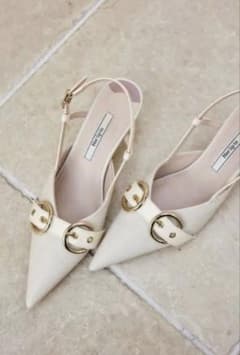 herlipto Buckle-Belted Slingback Pumpsのサムネイル