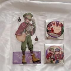 アクスタ＋缶バッジセットのサムネイル