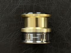【美品】シマノ  18カーディフCi4+ C3000MHG スプールのサムネイル