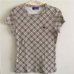 バーバリーブルーレーベルのTシャツのサムネイル
