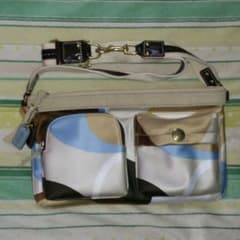 お値下げCOACH☆ウエストバッグのサムネイル