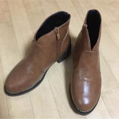 新品！ショートブーツのサムネイル