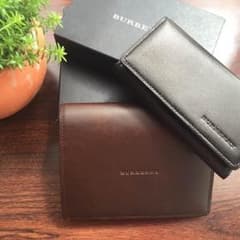 正規品BURBERRY財布のサムネイル