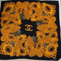 CHANEL スカーフ ヴィンテージ ひまわり柄 - メルカリ
