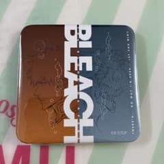 BLEACH WORLD 角丸スクエア缶バッジ 黒崎一護 グリムジョー - メルカリ