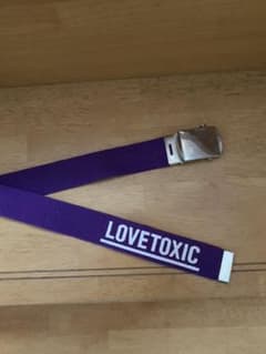 LOVETOXIC ベルトのサムネイル