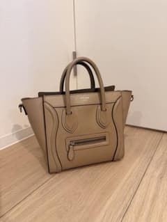 CELINE ラゲージ ナノ 訳ありのサムネイル