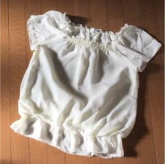 ブラウス トップス オフホワイト 【美品】のサムネイル