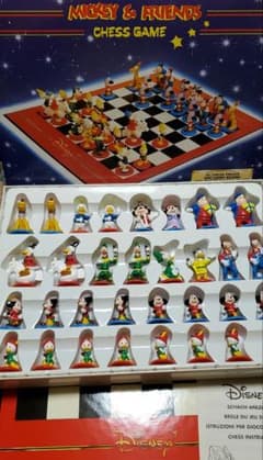 【希少】ディズニー　ヒーロー&ヴィランズ チェス　フィギュア　ボードゲーム　美品 最終値下げ【希少】ディズニー チェス ヒーロー&ヴィランズ【付属品完