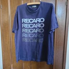 ユニクロ企業コラボTシャツのサムネイル