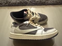 最終値下げ！Travis Scott NIKEリバースモカ - メルカリ