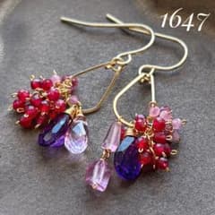 1647 アメジスト×レッドカラージェード　ピアス 1647 アメジスト×レッドカラージェード ピアス - メルカリ