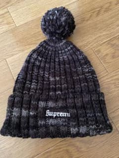 ジョン912様。supreme ビーニー ニット帽のサムネイル