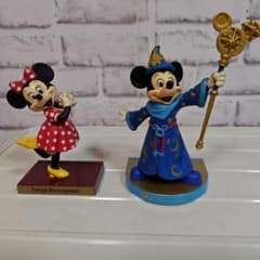 東京ディズニーランド・ミッキーマウス、ミニ―マウスのフィギュアリン２点セットのサムネイル