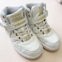 VISION スニーカーのサムネイル