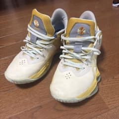 ballaholic Asics バスケットシューズのサムネイル