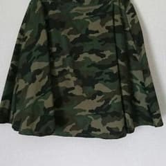 迷彩柄 スカートのサムネイル