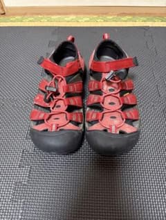 KEEN アウトドアサンダル レッド系 23.5cmのサムネイル