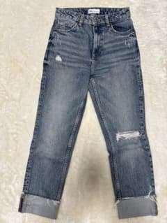 ZARA ダメージデニムパンツ EUR36のサムネイル