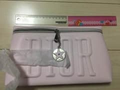 ディオールポーチのサムネイル