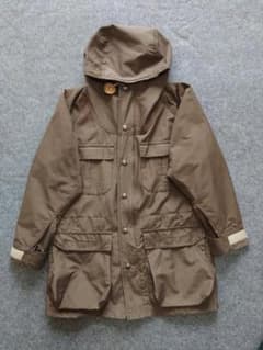 マウンテンパーカー XXS 薄茶色 シェラデザイン MADE IN USAのサムネイル
