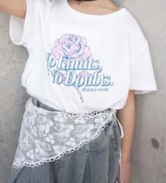 新作　 バブーシュカ付　Emma muah ホワイト Tシャツ SSPサイズのサムネイル