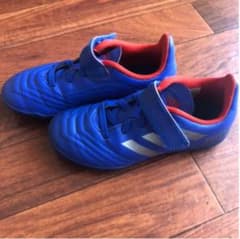 値下げしました★adidas★サッカーシューズ18.0cm   プレデターのサムネイル