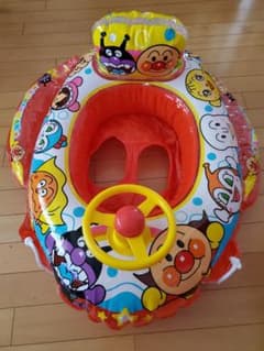 <美品> アンパンマン 足入れ 浮き輪のサムネイル