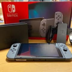 新型NINTENDO SWITCH ！！保護シール装着済みのサムネイル