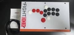 FIGHTBOX F-Series PC用アーケードコントローラー 本体のサムネイル